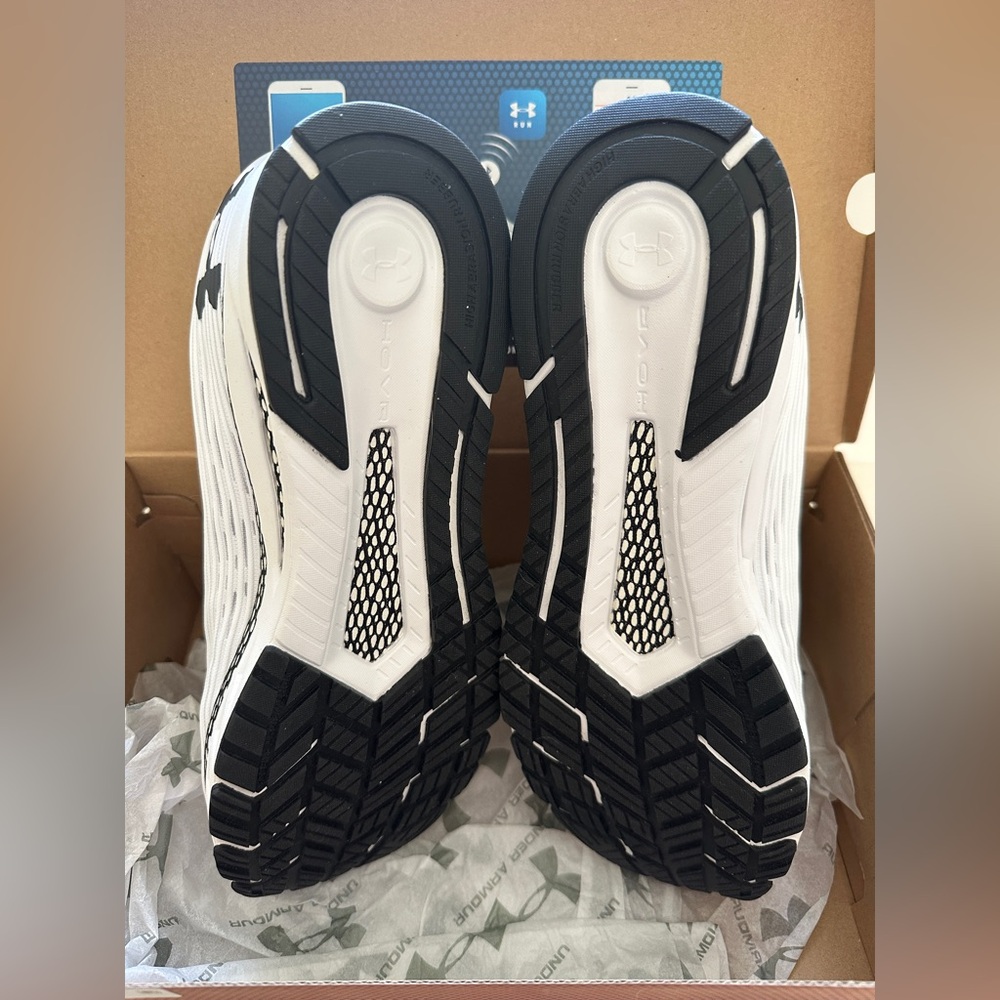UA Hovr Velociti 3 Shoes - Picture 4 of 8